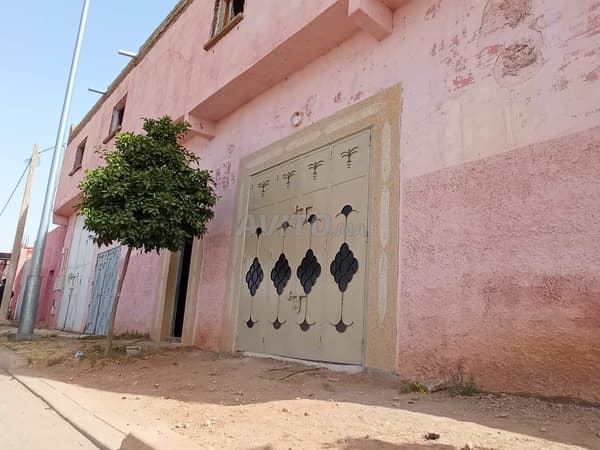 Casa di 400 m² in vendita nel quartiere Al Massira