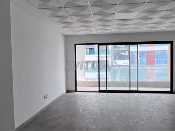Bureaux neufs à louer de 73 m²