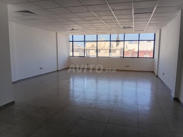 Bureau de 98 M² à Louer / MAARIF