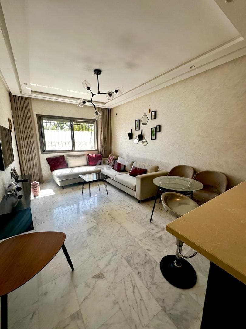 🏡 استوديو مفروش للكراء – سلوان