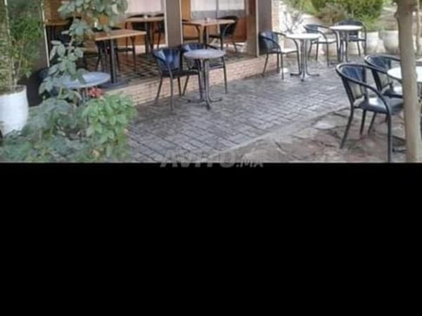 Fully equipped café for sale, excellent location