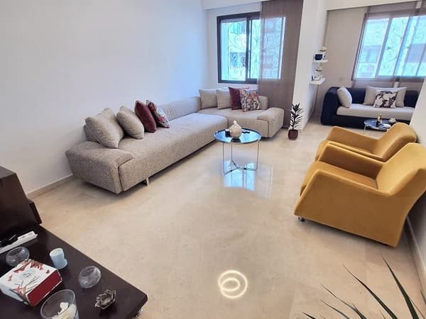 RACINE – JOLI APPARTEMENT TRAVERSANT À VENDRE – 3 CH