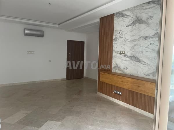 High-end apartment in Parc neighbourhood, 2 bedrooms, 2 bathrooms, 2 air conditioners