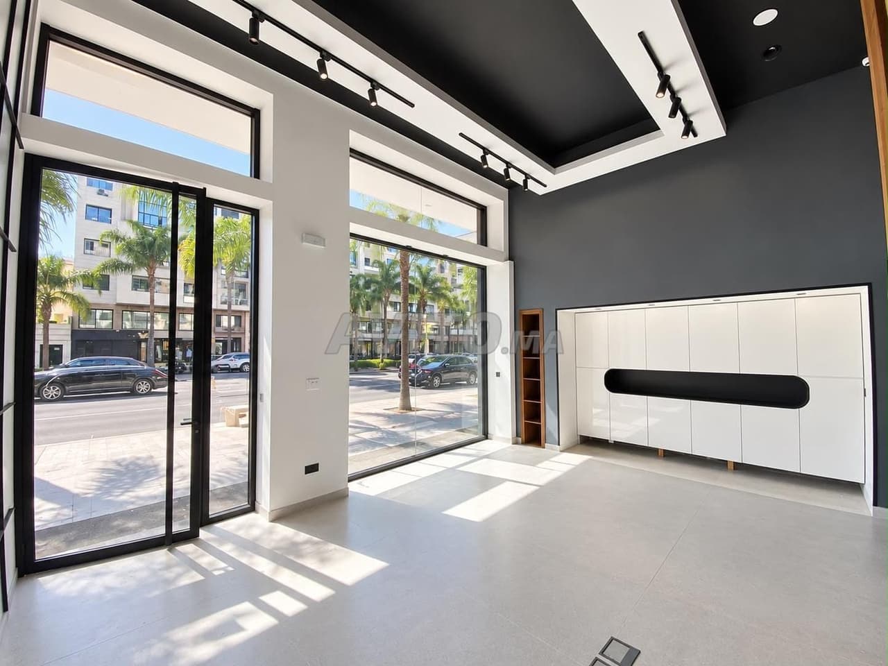 LOCAL EXCLUSIVO 348M BD MASSIRA RACINE