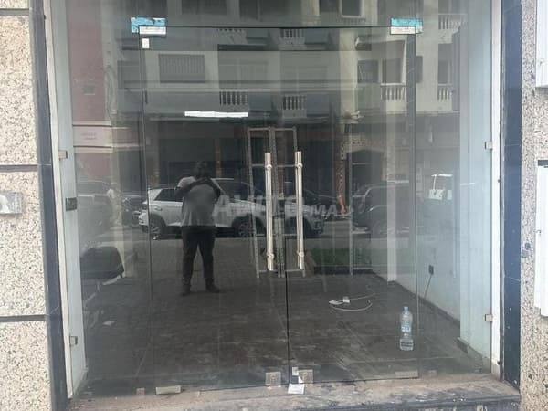 Magasin bourgone à vendre