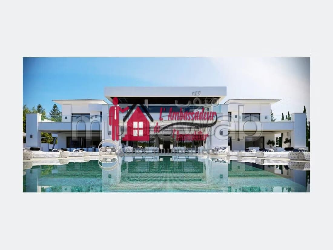 Villa de 2625m2 Ultra moderne BONNE AFFAIRE