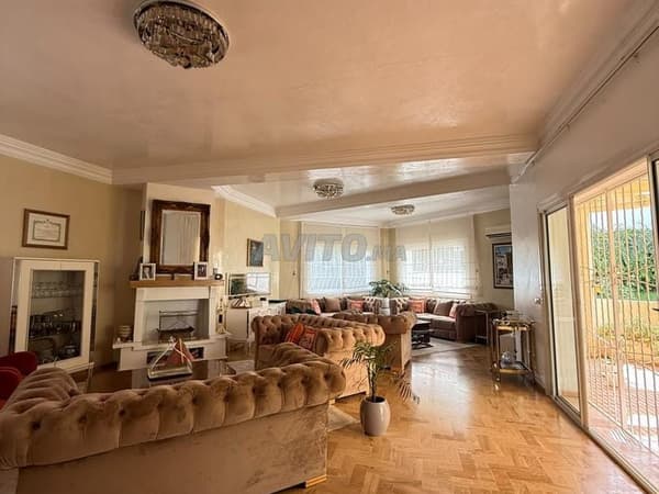 GRANDE VILLA À VENDRE À SOUISSI