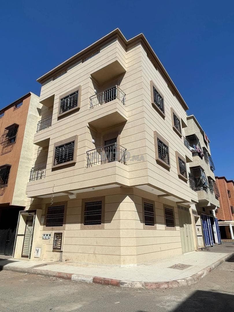 Huis te koop met 2 gevels in Mhamid 7 Bradi