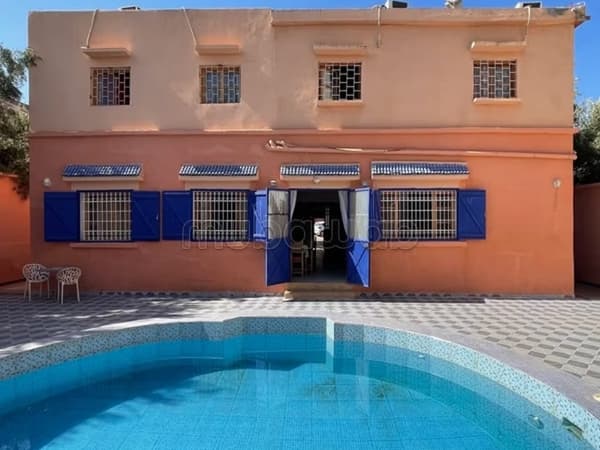 Guesthouse for sale at the foot of the Atlas