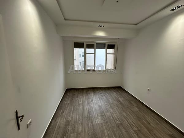 Plateau bureau à louer 38 m² à Tanger