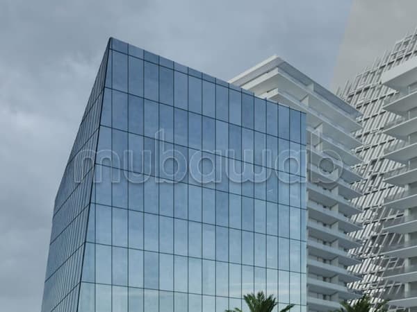 Office Building 4,000 M² For Rent In CFC