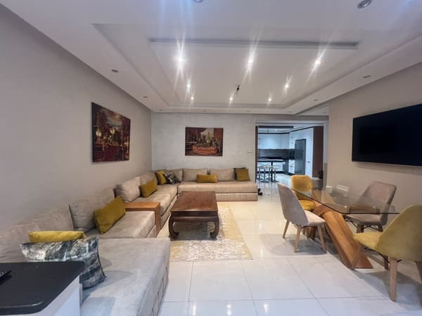 Appartement 125 m² à louer à Casablanca Derb Ghalef