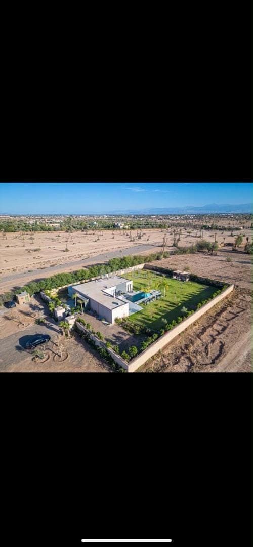Gemeubileerde villa te huur 3 000 m² route de Fès