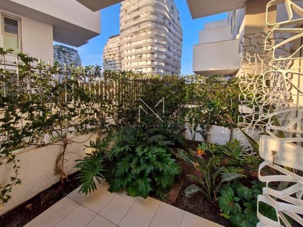 À Louer, Appartement Meublé Avec Terrasse à CFC