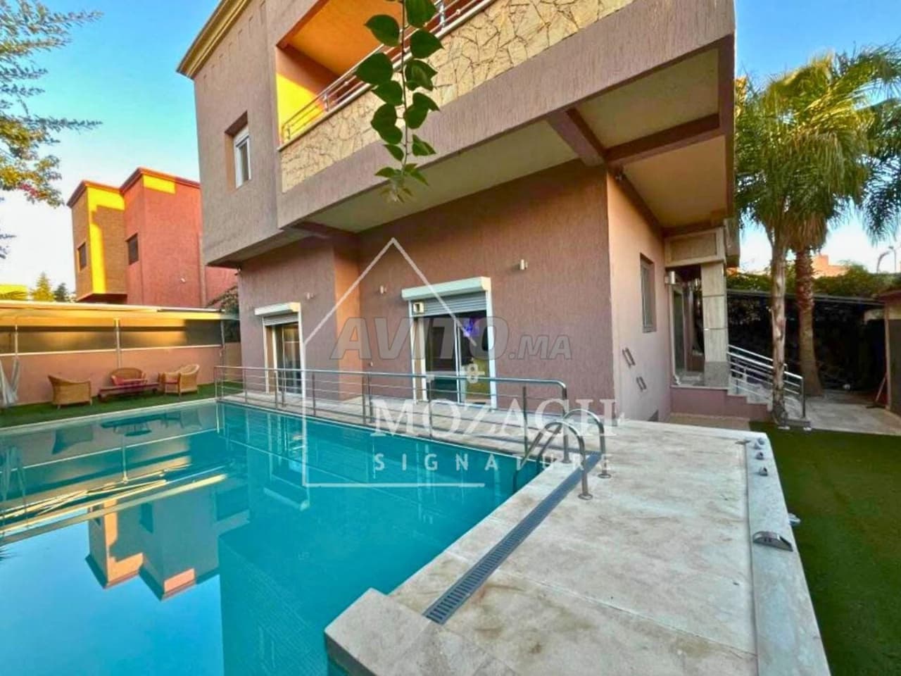 Belle villa meublée avec piscine privée à Targa