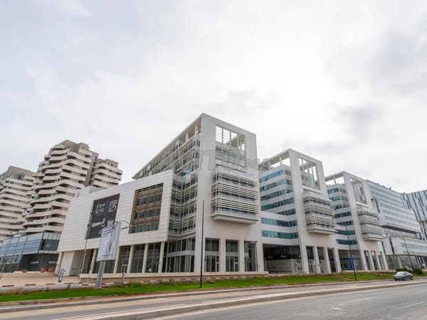 Bureau privé pour 2 personnes à CASABLANCA