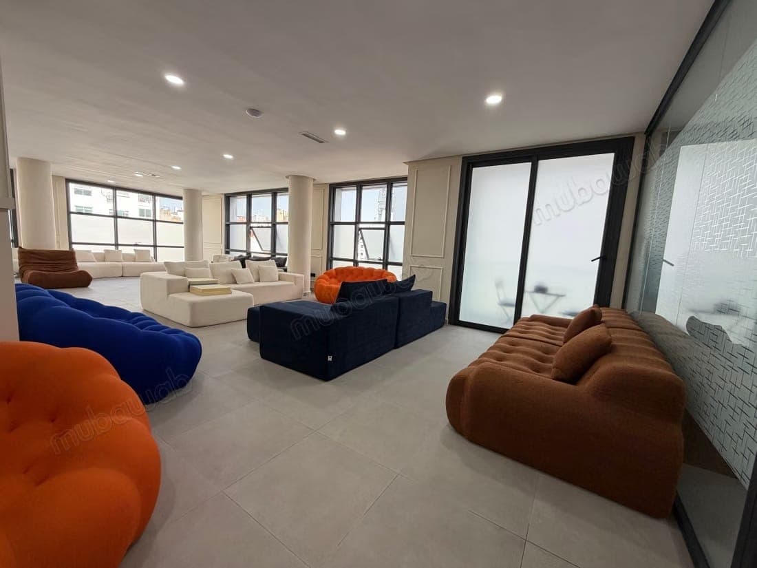 Fitted office of 100 m² with dual facade in Maârif