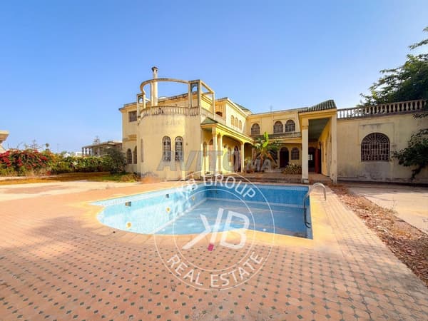 VILLA À RÉNOVER À LA VENTE – SOUISSI, RABAT