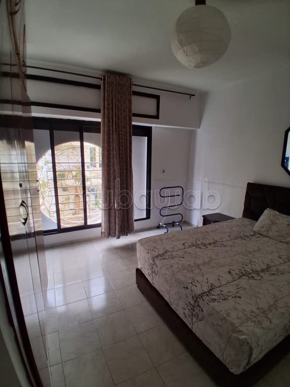 Appartement à l'achat à Riyad. 4 pièces confortables. Porte blindée, salon marocain
