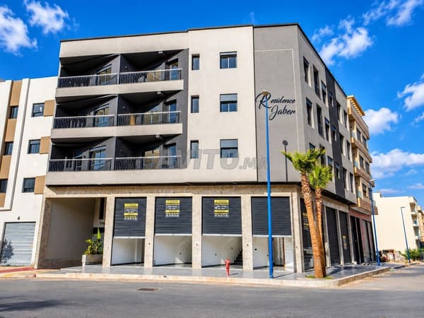 Magasin 31 m² avec .Perla Andalous Bouskoura