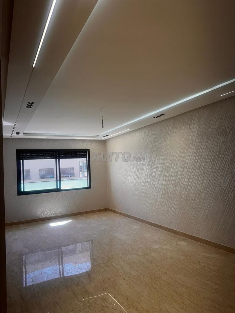 شقة 3 غرف جديدة لم تُسكن أبداً للإيجار