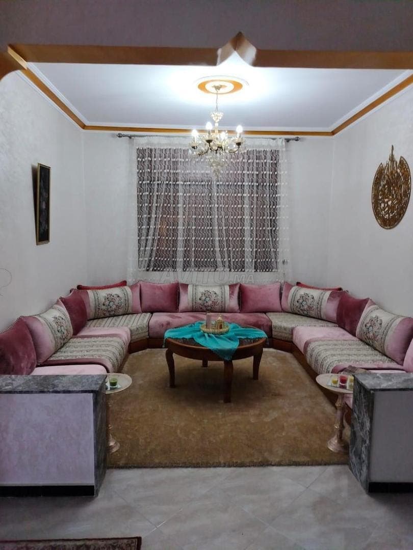 Jolie villa a Hay Riad