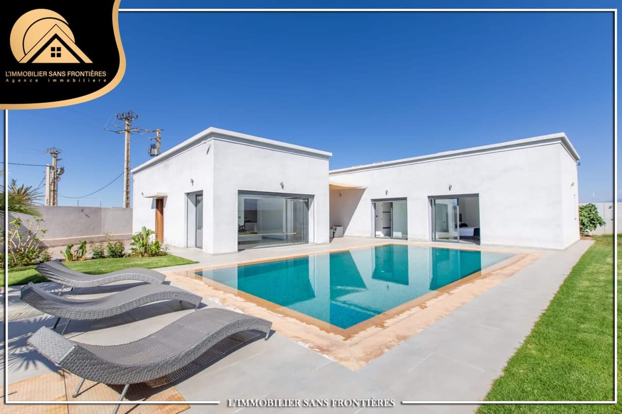 Villa meublée à louer – Piscine chauffée – Route de Ouarzazate, Marrakech
