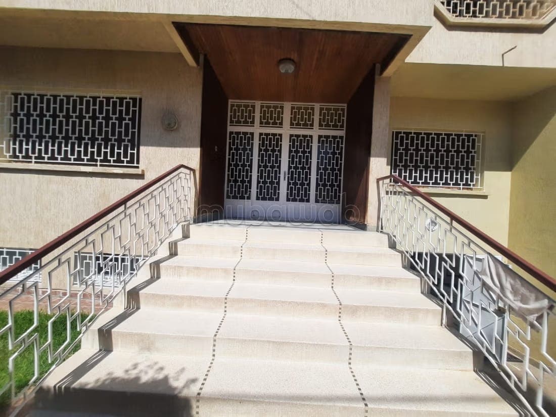 Vente villa de luxe à Hay Salam. 6 chambres