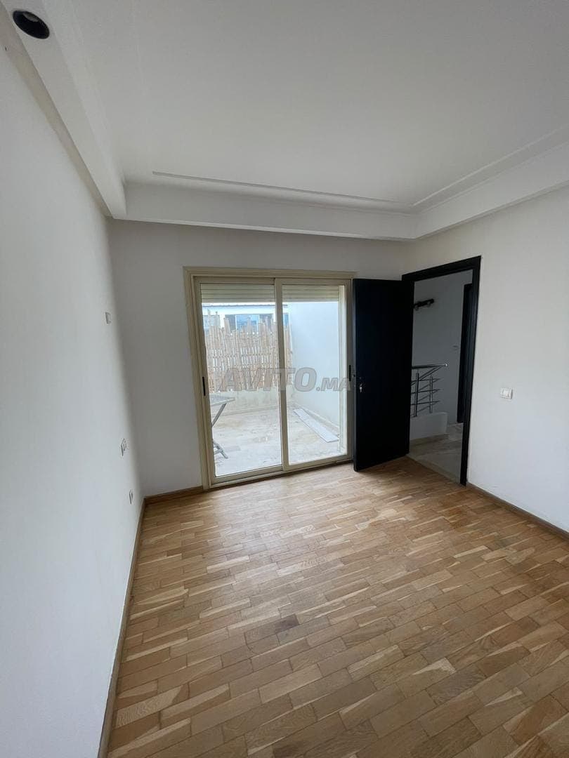 Appartement vide à louer – Ain Diab