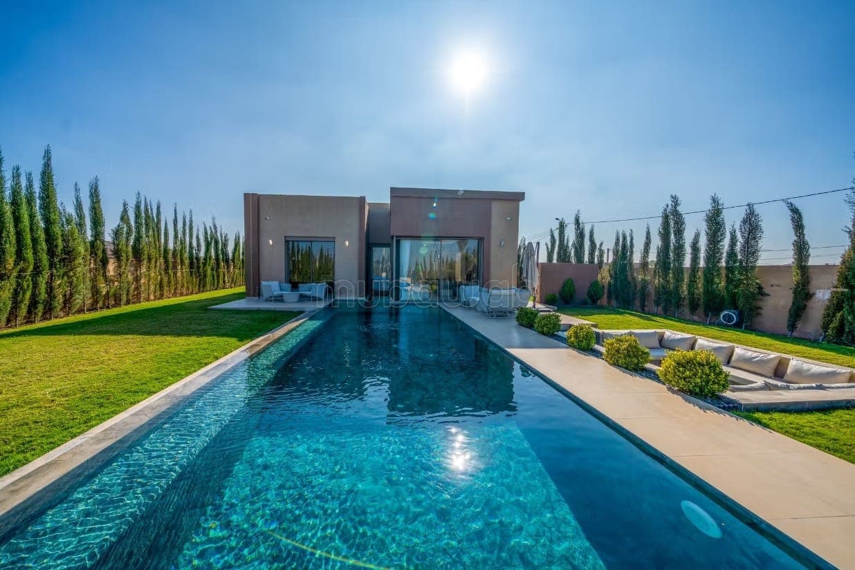 Magnifique villa de standing avec piscine chauffée