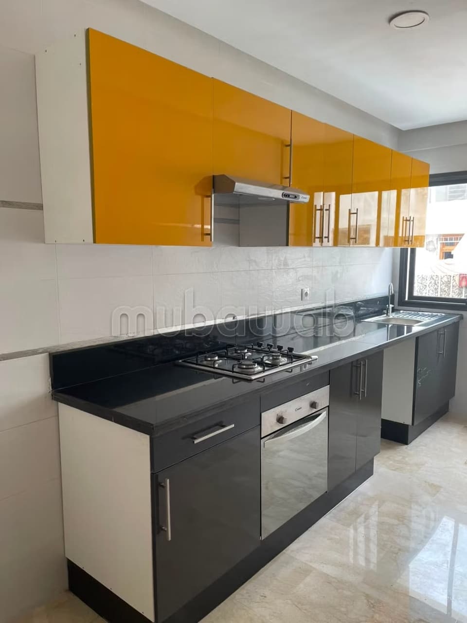Precioso piso de 2 habitaciones vacío en Agdal