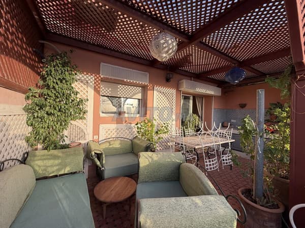 À vendre appartement ensoleillé avec terrasse