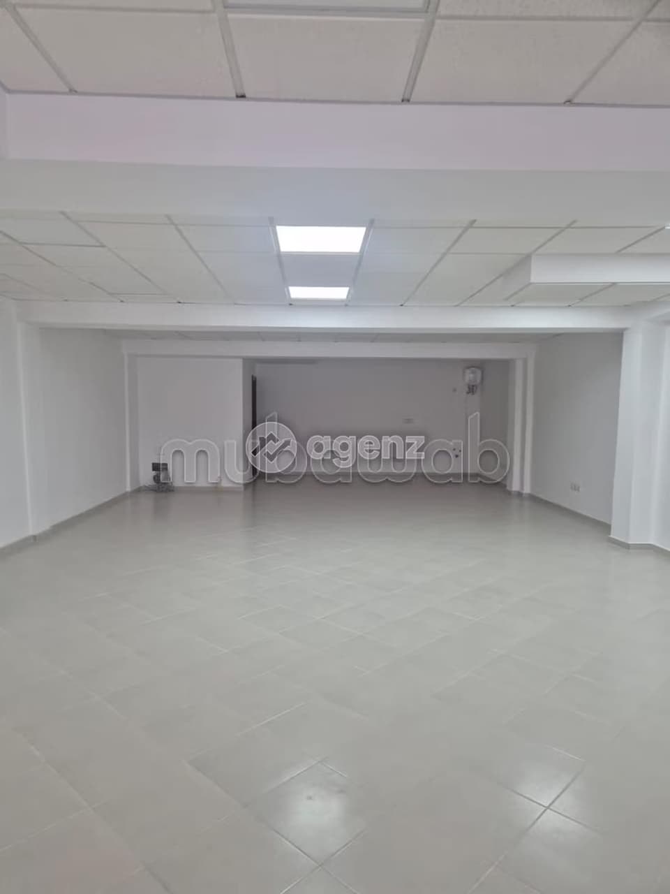 Office to rent 130 m² Les Hôpitaux Casablanca