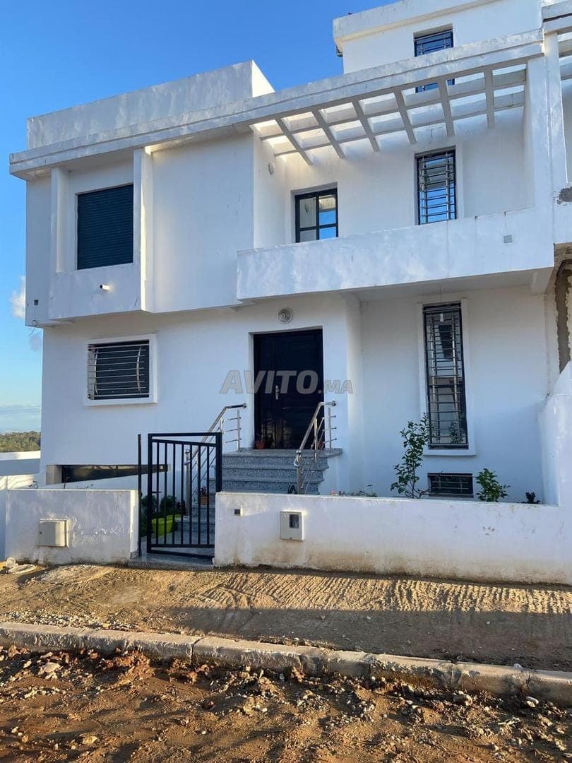 Villa semi finie à vendre