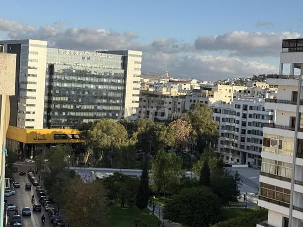 Appartement meublé à louer – Place des Nations