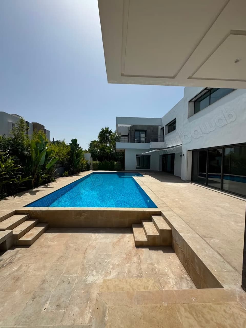 Villa de standing 8Ch à louer à Souissi RABAT