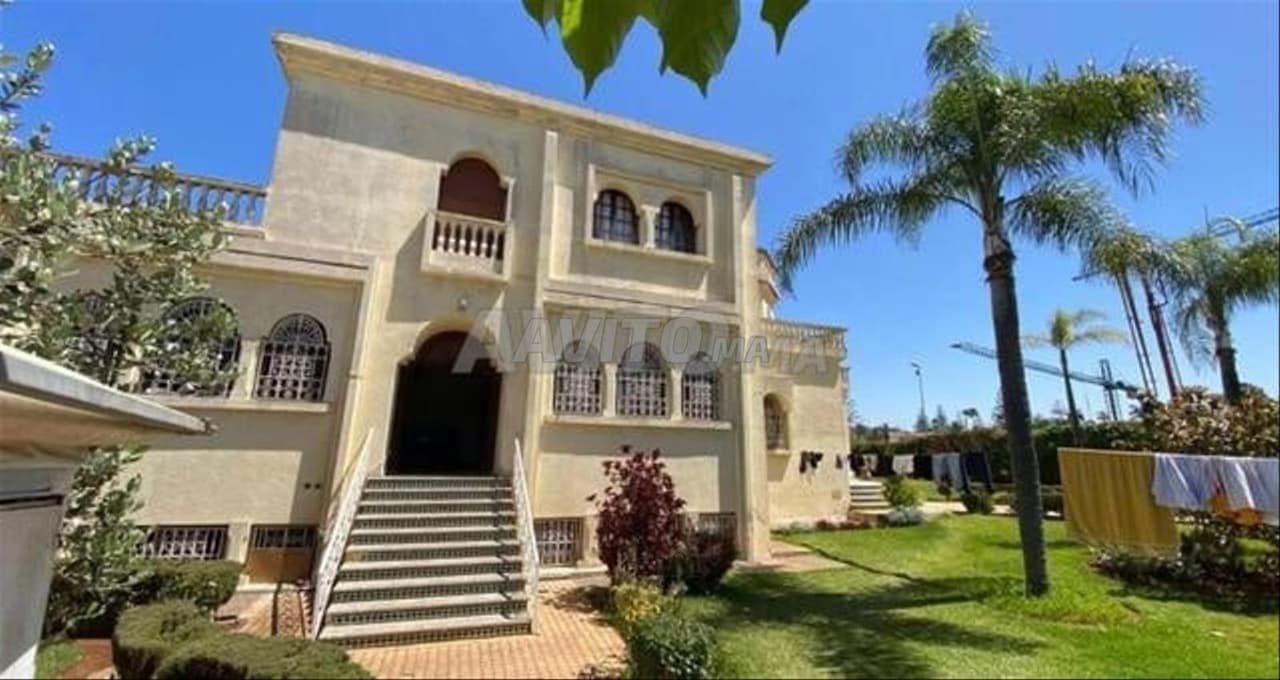 Villa voor sloop commercieel gebruik
