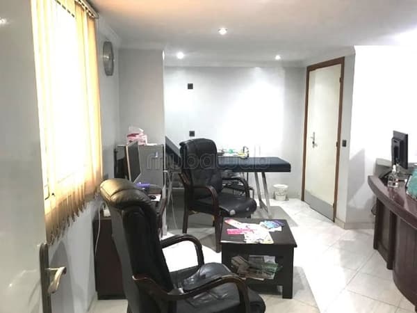 Nice office-use apartment in Diyar