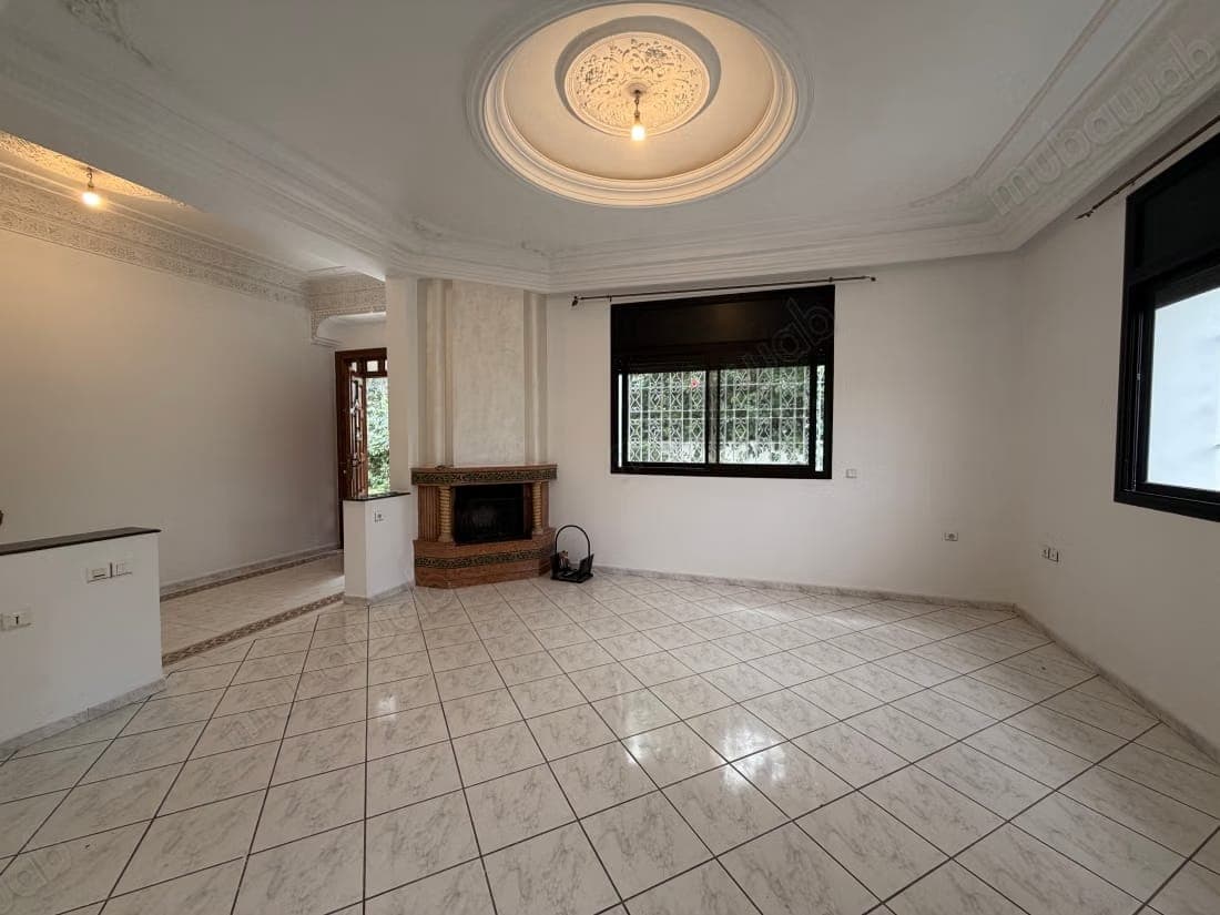 Beautiful villa to rent in Haut Agdal. Area 500 m². Garden and terrace