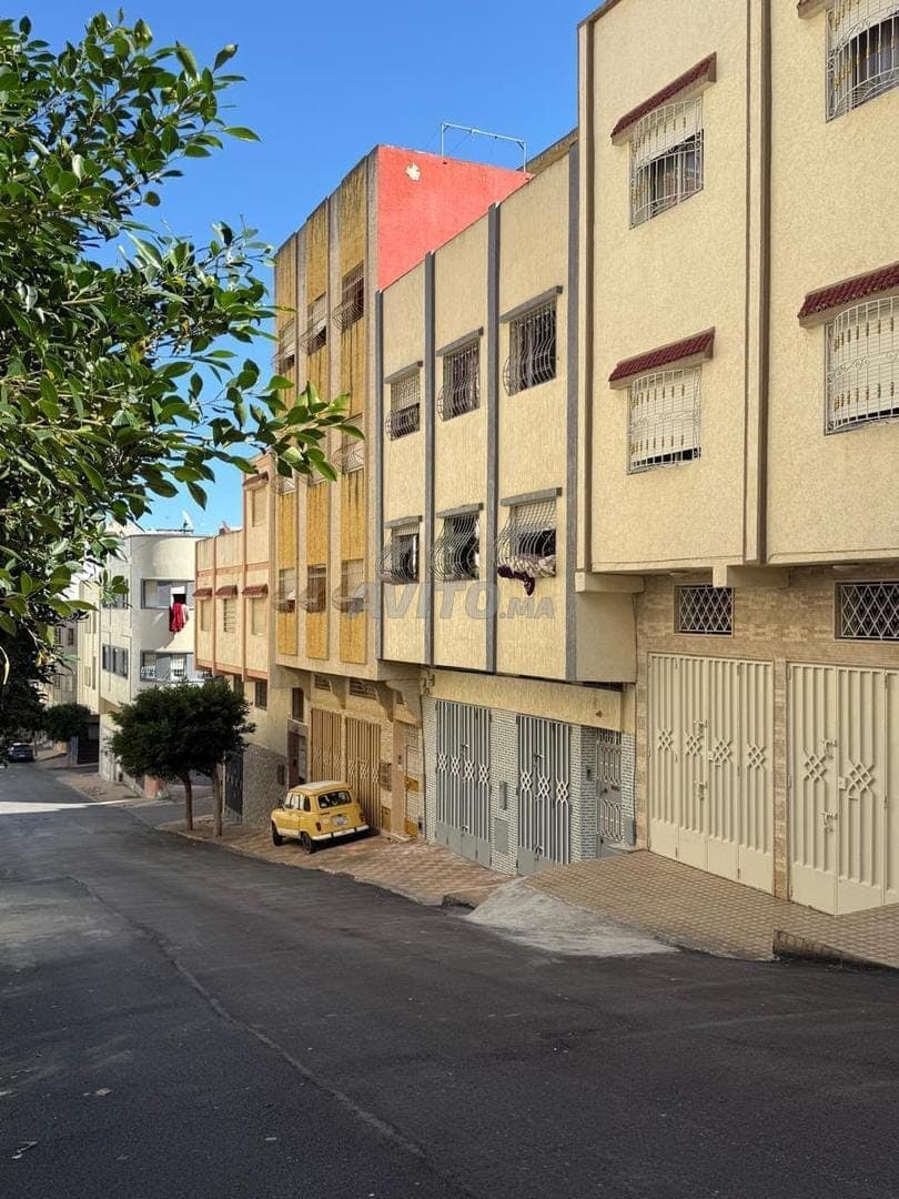 Maison à vendre à برانص 2 près de تريال اطلاس
