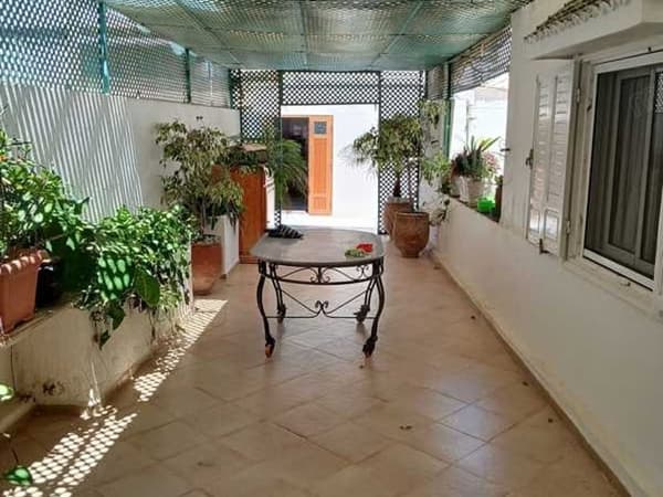 Appartement à Vendre de 402.0 m² à Rabat, L'Ocean
