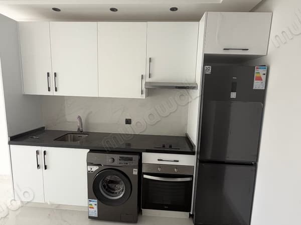 Modernes Studio zu vermieten / Oasis