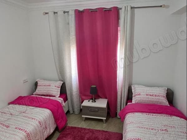 Schöne Wohnung zum Verkauf in der Medina. 3 Zimmer. Concierge und Klimaanlage