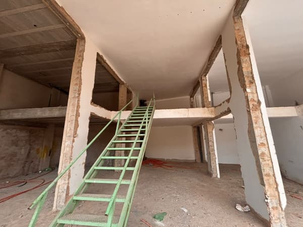 Local commercial 208 m² à louer à Casablanca Oasis