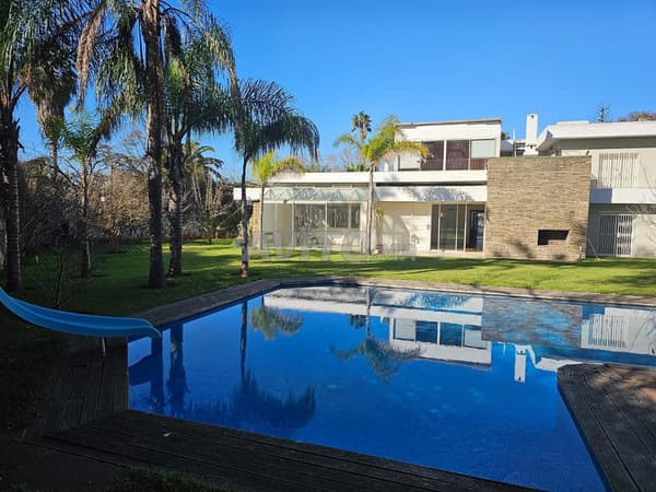 Magnifica villa a Souissi