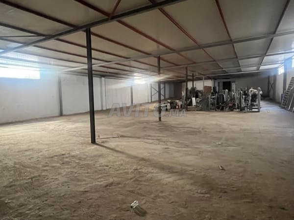 Geschäftslokal zu verkaufen Sidi Maarouf 3 Fronten