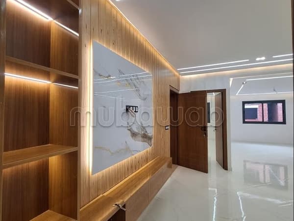 Vente d'un bel appartement à Martil. 1 Pièce. Four.