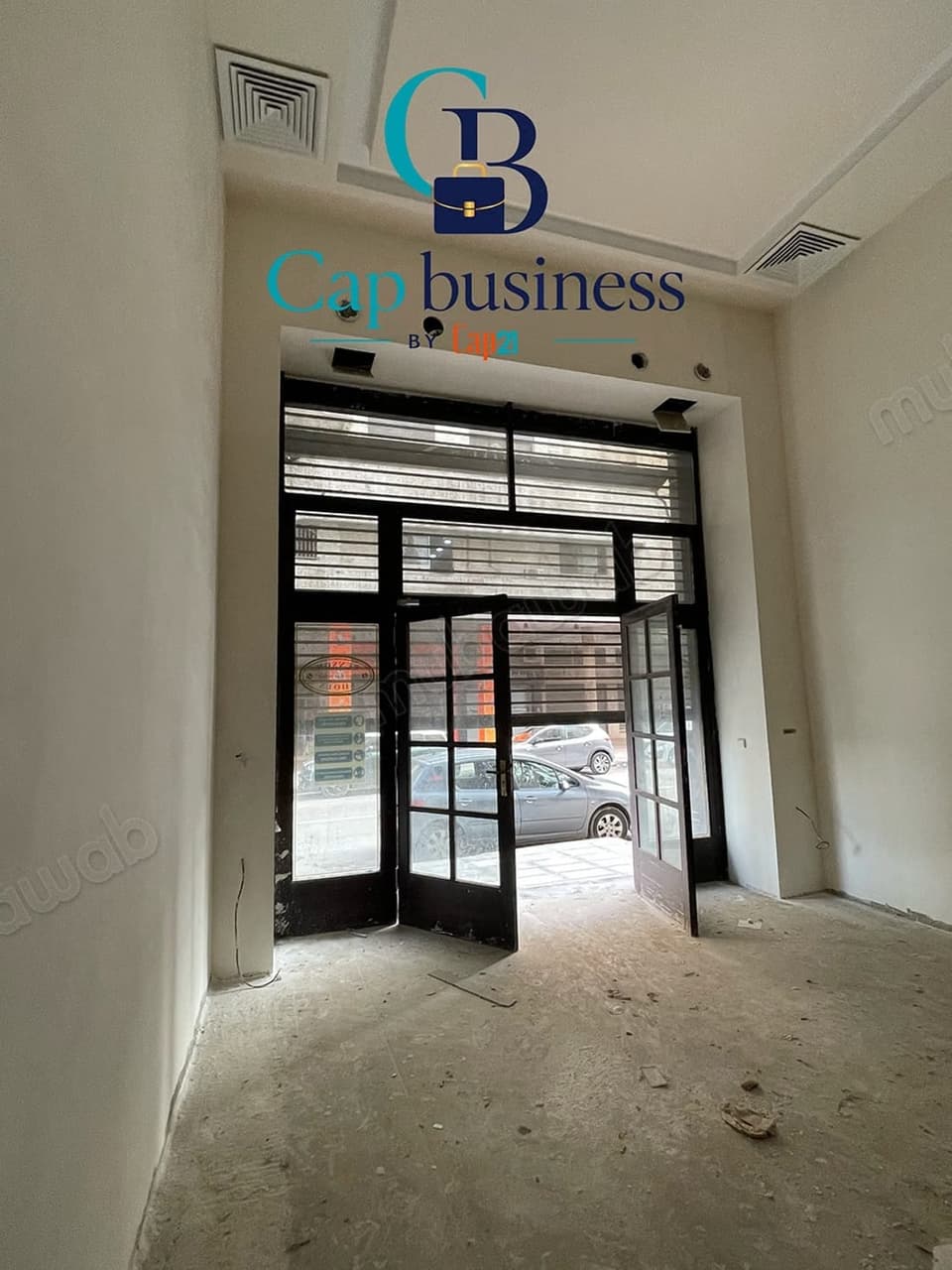 Local commercial 650 m au centre ville
