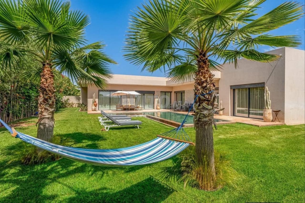 Gemeubileerde villa voor lange termijn te huur aan de Route de Ourika