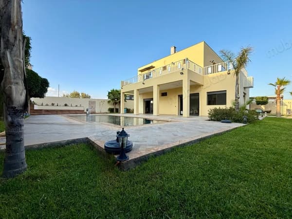 Villa titrée à vendre Route de l’Ourika Marrakech Km 25